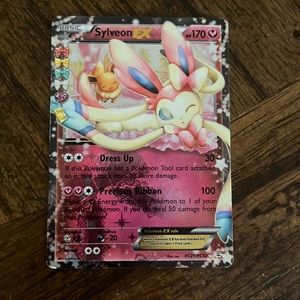 Sylveon EX - Generations: Radiant Collection (GEN)